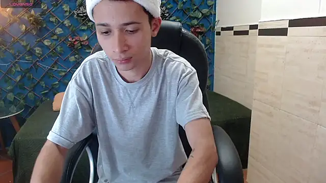 LucassSmith11 online show from 20, 12, 2025