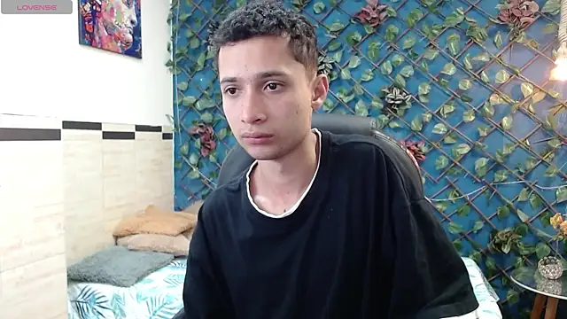 LucassSmith11 online show from 17, 4, 2026