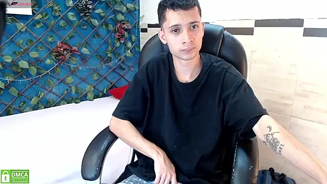 LucassSmith11 online show from 25, 7, 2026
