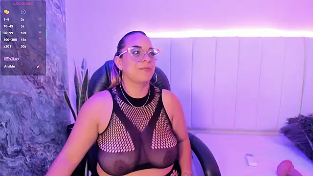Snapshot of MHONIKBELUCCI chatting on 3, 6, 2026 MHONIKBELUCCI online show from 3, 6, 2026