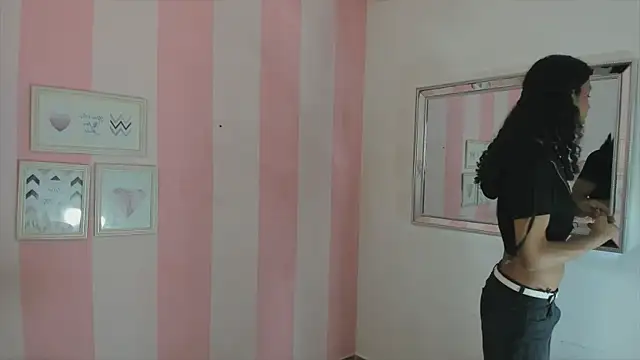 Snapshot of Amaia_Monroe chatting on 14, 6, 2026 Amaia Monroe online show from 14, 6, 2026