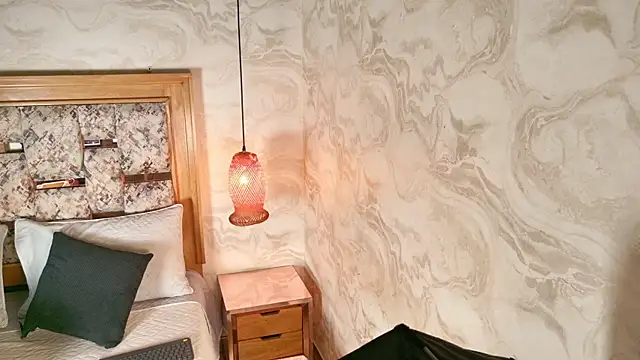 emily dempsey online show from 19, 3, 2026