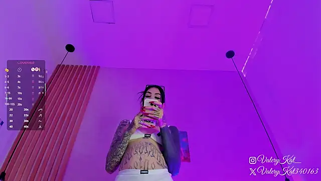 Valerykat  online show from 19, 2, 2026