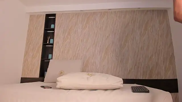 ayla velt online show from 18, 2, 2026