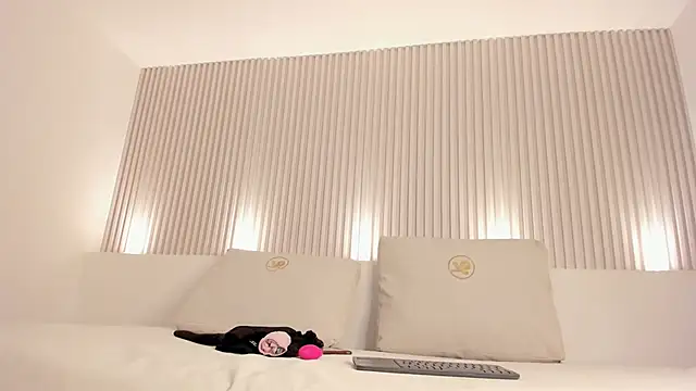 ayla velt online show from 21, 4, 2026