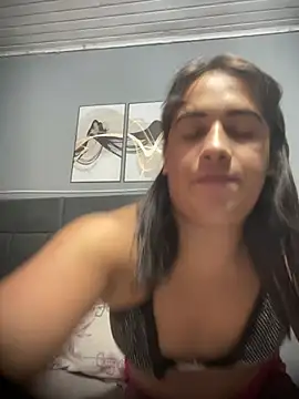 larysinha online show from 3, 4, 2026