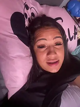 larysinha online show from 1, 12, 2025