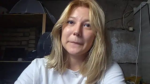 ShinyJules online show from 8, 8, 2026