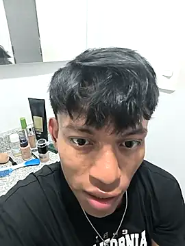 santinaughty online show from 15, 4, 2026