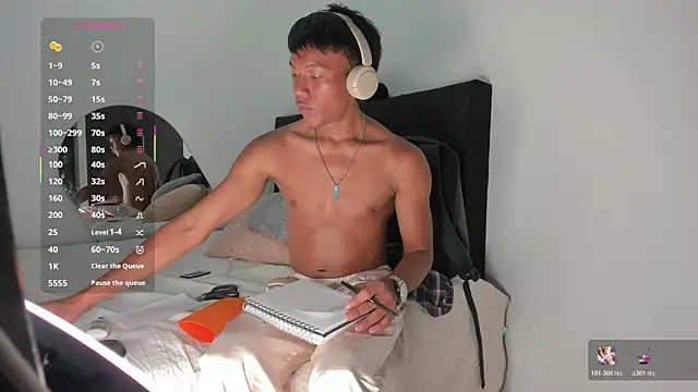 santinaughty online show from 2, 3, 2026