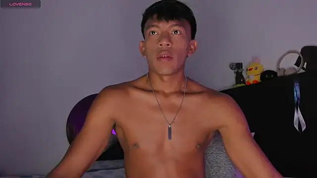 santinaughty online show from 10, 4, 2026