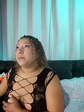 BonnieRitz online show from 1, 12, 2025