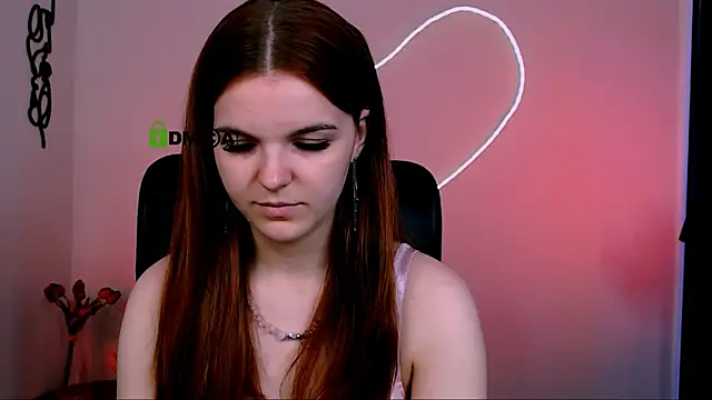 Snapshot of mikameovv chatting on 23, 7, 2026 mikameovv online show from 23, 7, 2026