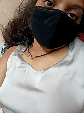 Snapshot of Rukmadi_hot chatting on 18, 5, 2026 Rukmadi hot online show from 18, 5, 2026