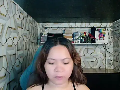 your bootybabe1998 online show from 7, 2, 2026