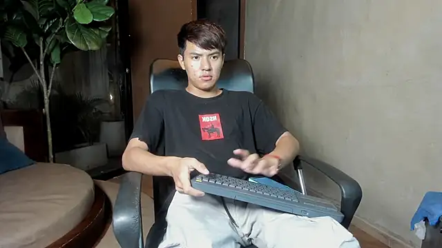 isaac grimm online show from 17, 2, 2026