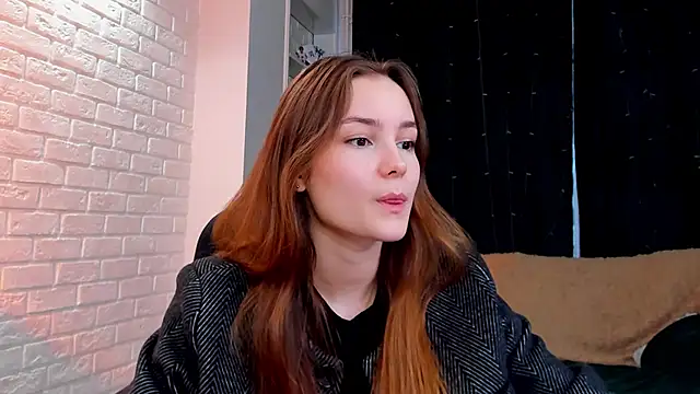 LouiseFlower  online show from 2, 12, 2025