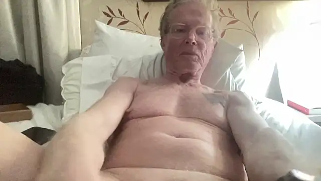 Tom03276 online show from 8, 1, 2026