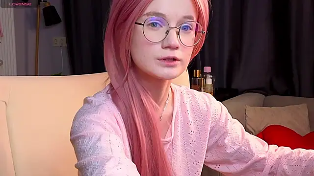 Kitty smalltits online show from 15, 1, 2026