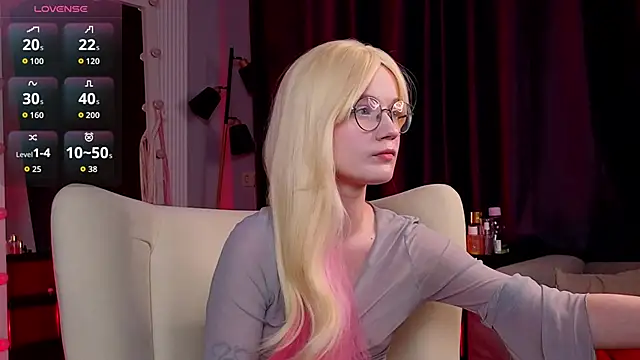 Kitty smalltits online show from 4, 2, 2026