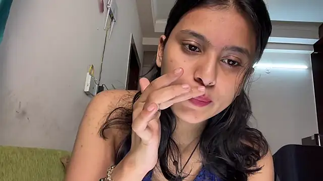 Piyyuu online show from 12, 4, 2026