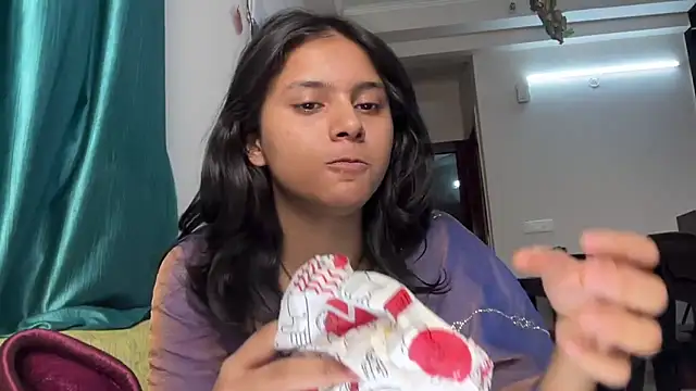 Piyyuu online show from 18, 4, 2026