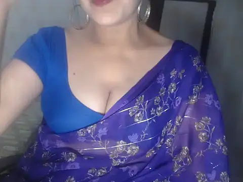 Snapshot of Hotronita123 chatting on 4, 5, 2026 Hotronita123 online show from 4, 5, 2026