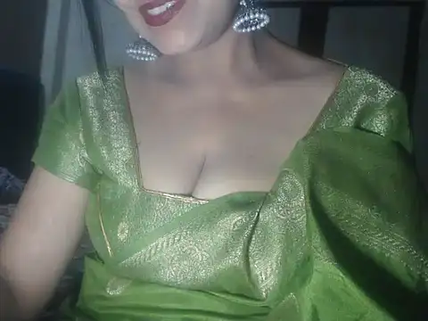 Hotronita123 online show from 20, 4, 2026