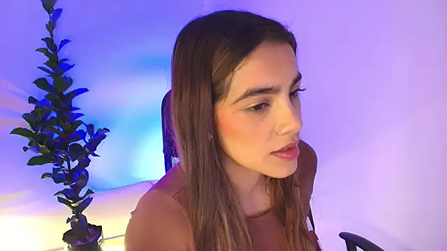 Julieta-8 online show from 5, 2, 2026