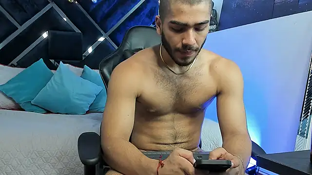 Franco banderas online show from 18, 12, 2025