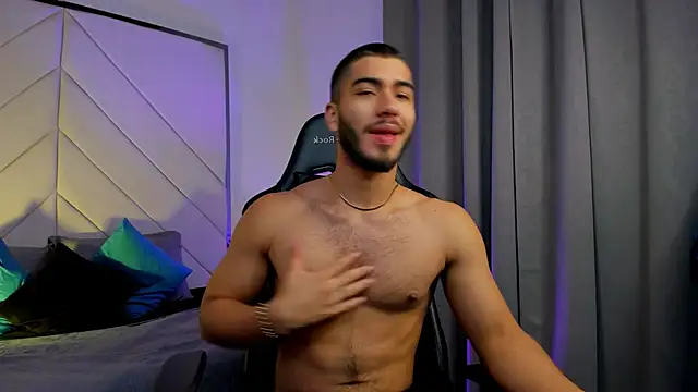 Franco banderas online show from 17, 1, 2026