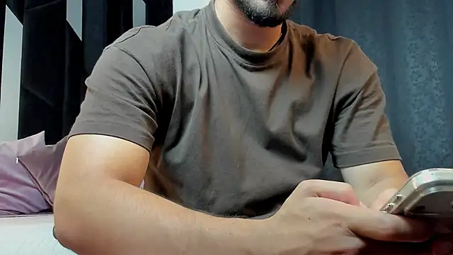 Snapshot of Franco_banderas chatting on 13, 5, 2026 Franco banderas online show from 13, 5, 2026