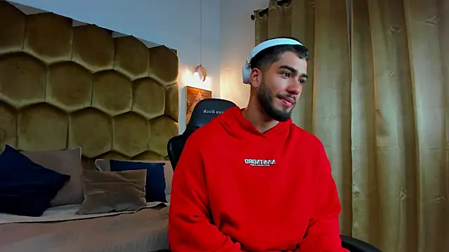 Franco banderas online show from 23, 2, 2026