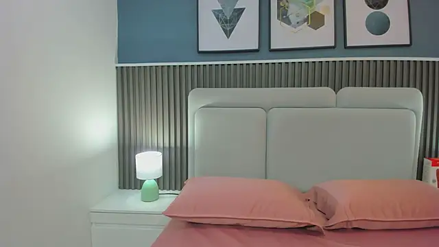 Miia cute18 online show from 12, 3, 2026