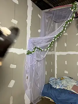 dakota021 online show from 4, 4, 2026