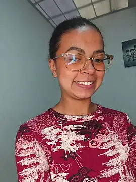   VioletaHeaven   online show from 18, 3, 2026