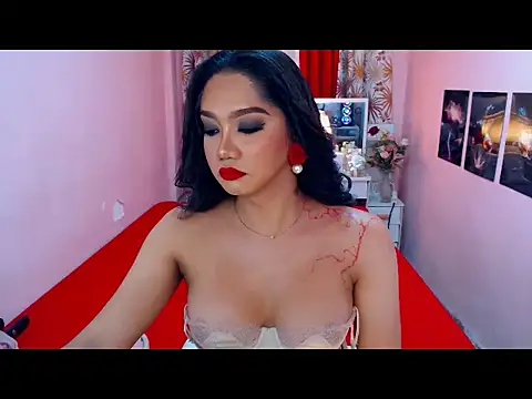 Snapshot of UrScreenGoddess chatting on 17, 5, 2026 UrScreenGoddess online show from 17, 5, 2026