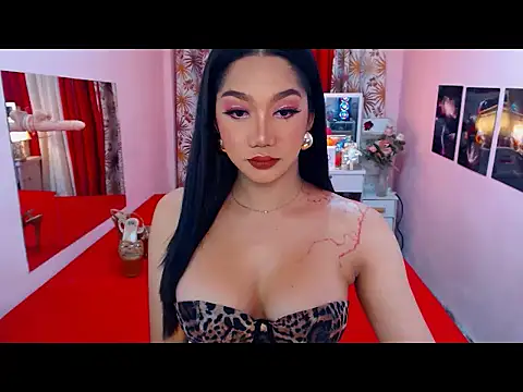 Snapshot of UrScreenGoddess chatting on 5, 6, 2026 UrScreenGoddess online show from 5, 6, 2026