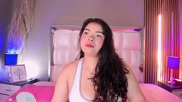 xCharlotte 20 online show from 6, 3, 2026