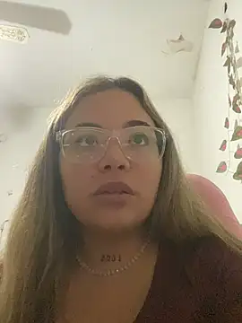 Lindalatina2001 online show from 27, 3, 2026