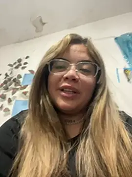 Snapshot of Lindalatina2001 chatting on 11, 7, 2026 Lindalatina2001 online show from 11, 7, 2026