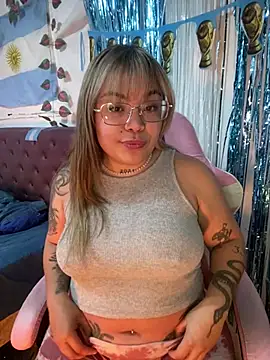 Snapshot of Lindalatina2001 chatting on 1, 7, 2026 Lindalatina2001 online show from 1, 7, 2026