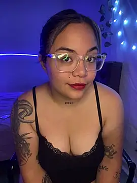 Lindalatina2001 online show from 14, 1, 2026