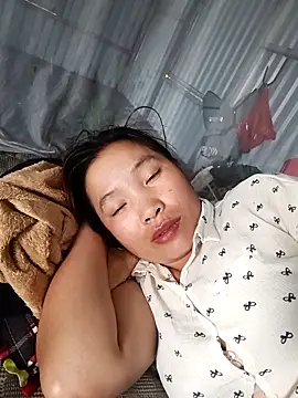 Evelyn-n online show from 1, 4, 2026