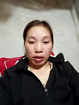 Snapshot of Evelyn-n chatting on 30, 11, 2025 Evelyn-n online show from 30, 11, 2025