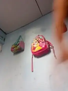 Isabella Evanss online show from 16, 4, 2026