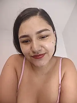 Julia-Blair online show from 12, 3, 2026