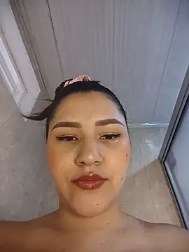 Julia-Blair online show from 19, 4, 2026