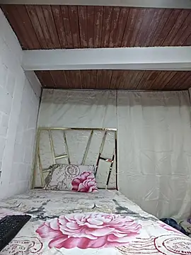 Julia-Blair online show from 18, 12, 2025