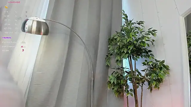 SoftDreamer online show from 17, 4, 2026